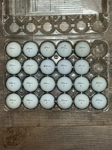 22 Titleist AVX Golf Balls - 5A/4A Condition