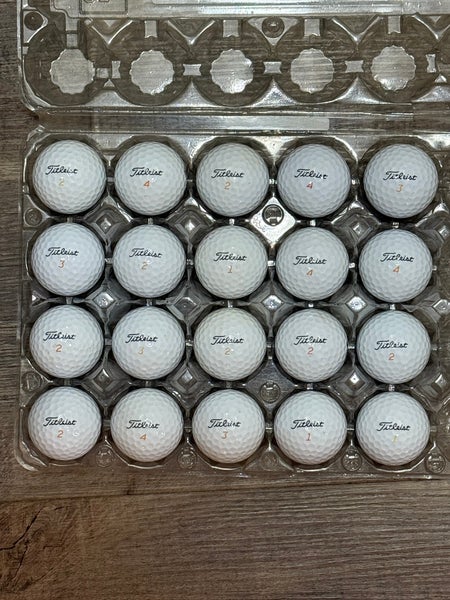 20 Titleist Velocity Golf Balls - 5A Condition Condition Only