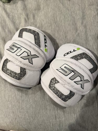 Medium Adult STX Cell VI Arm Pads (New)