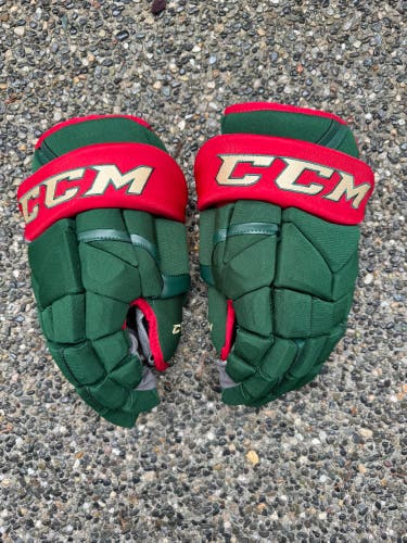 CCM HG12 Gloves 14" (New)