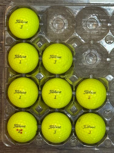 9 Titleist Pro V1 / Pro V1x Yellow Golf Balls