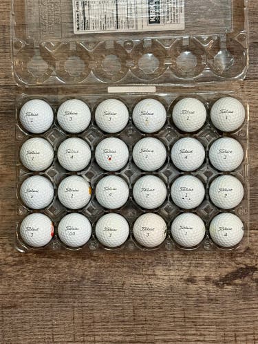 24 Titleist Pro V1 Golf Balls - 4A Near-Mint Condition