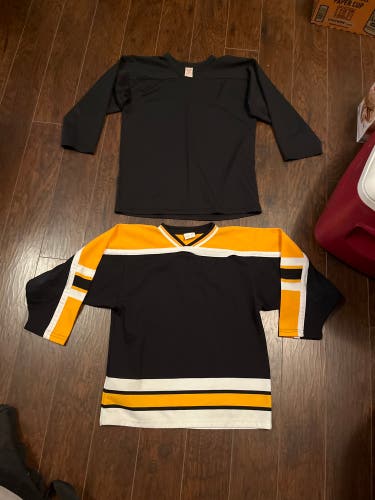 Youth Medium Jersey’s (Used)