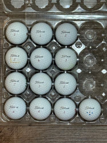 13 Titleist Pro V1x Golf Balls - 5A Mint Condition ONLY