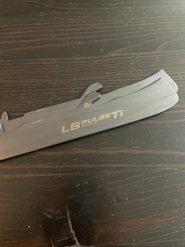 Bauer LS PULSE Ti Goalie 272 mm (New)