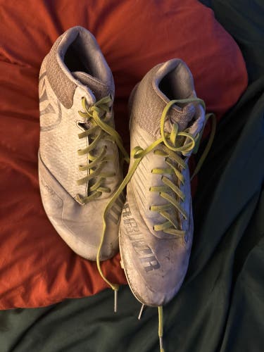 Men's Size M 10.0 (W 11.0) Adult Warrior (Used)