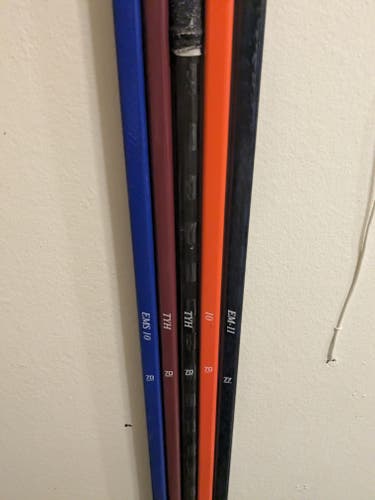 Senior PRO Redline Right Handed Hockey Stick Toe Pattern Pro Stock (Used)
