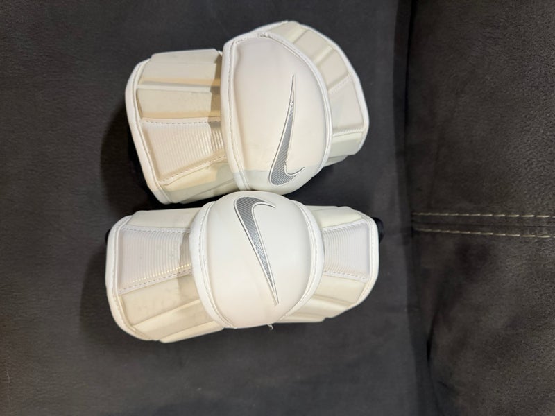 Used Adult Nike Vapor Arm Pads