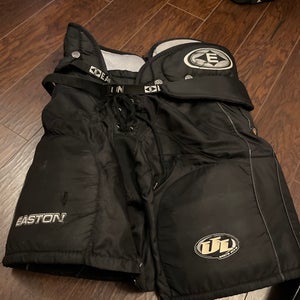 Medium Junior Easton Hockey Pants (Used)
