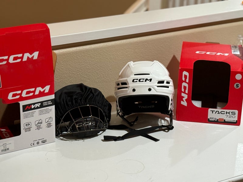 CCM Tacks 720 Helmet (Medium, White) + CCM HVR Hybrid Shield – Lightly Used