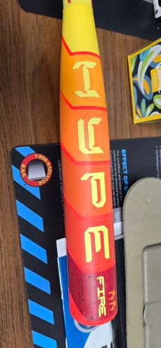 2025 Easton Hype Fire Composite USABat Certified Bat (-8) 23 oz 31" (Used)