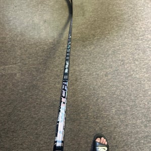 Senior Bauer Twitch Right Handed Hockey Stick P28  (New)
