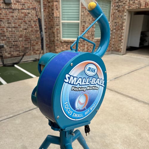Jugs M7000 Small-Ball Practice Pitching Machine