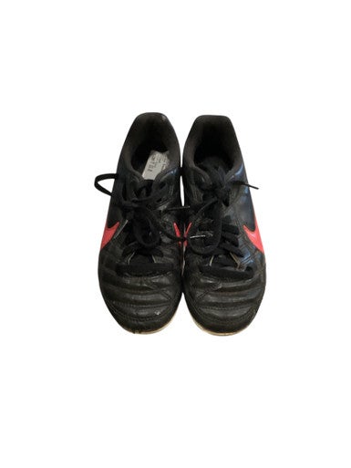 Used Nike Soccer Cleats Black Youth 11.0 11884-S000049102