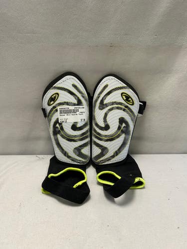 Used Soccer Shin Guards Youth Black LG 11490-S000263730