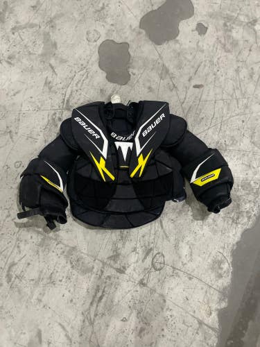 Senior Large Bauer Performance Goalie Chest Protector (Used)