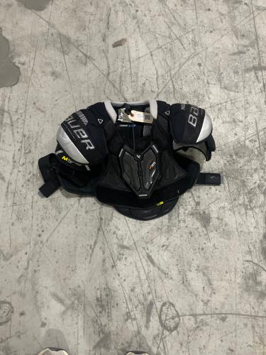 Small Junior Bauer M5 Pro Shoulder Pads (Used)