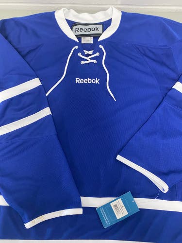 Toronto Maple Leafs colors XL jersey