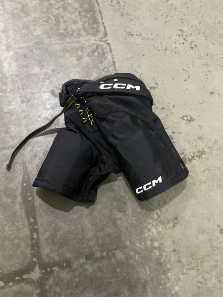 Black Junior Large CCM Tacks AS-V Hockey Pants (Used)