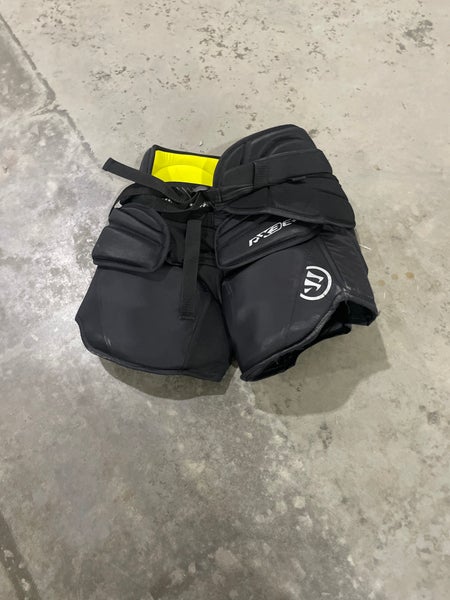 Black Junior Small Warrior Ritual x3 E+ Hockey Goalie Pants (Used)