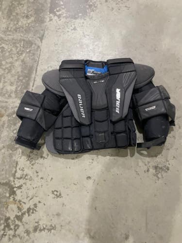 Intermediate Large Bauer Elite Goalie Chest Protector (Used)