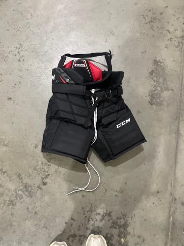 Black Junior Large CCM E1.5 Hockey Goalie Pants (Used)