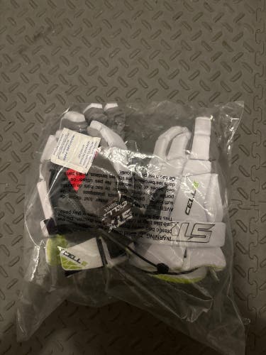 STX Cell vi Lacrosse Gloves Large (New)