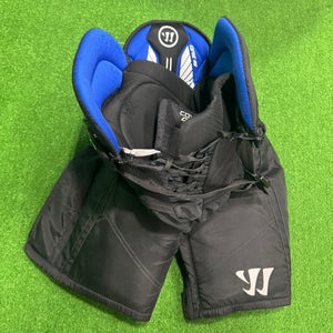 Black Junior Medium Warrior Covert QRE20 pro Hockey Pants (Used)