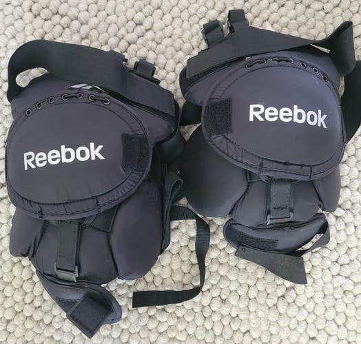 Senior Reebok KP Pro knee pad like new