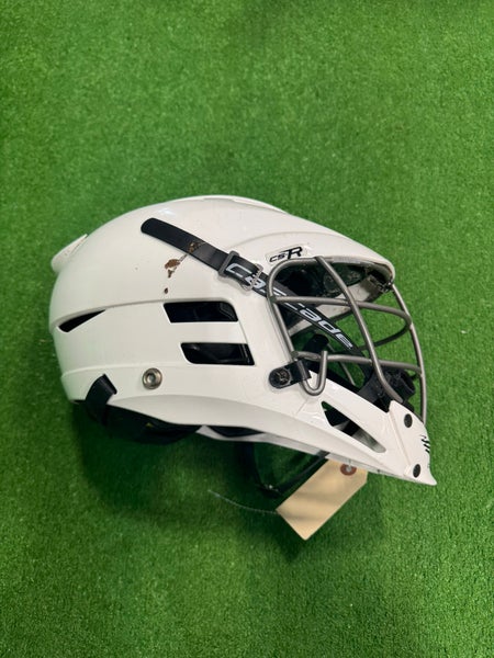 White Youth Cascade CS-R Youth Helmet (Used)