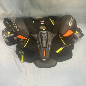 Large Senior CCM Tacks AS-V Shoulder Pads (Used)