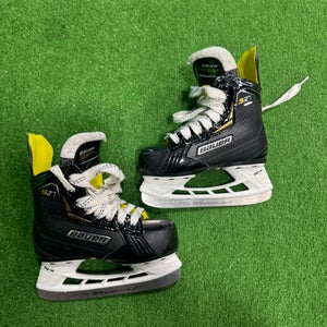 Youth Bauer Supreme S27 Hockey Skates Regular Width 11 (Used)
