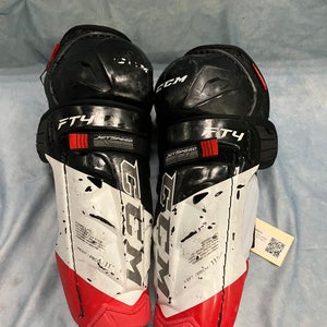 Junior CCM JetSpeed FT4 Shin Pads 11" (Used)