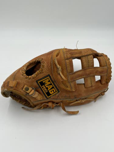Mag Plus 12.5 outfield baseball softball glove