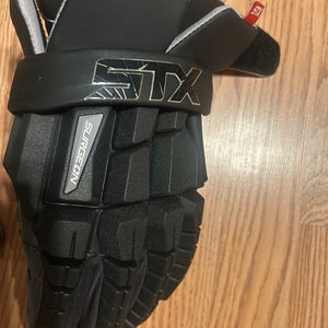 STX RZR Lacrosse Gloves