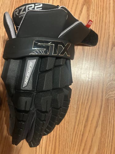 STX RZR Lacrosse Gloves
