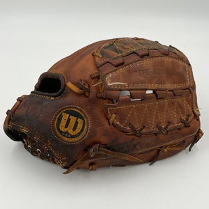 Wilson a2000 “the a2000” XL 12.5 outfield pitchers baseball glove