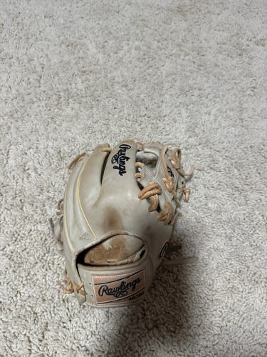 Rawlings Infield RH Heart of the Hide Baseball Glove 11.5" (Used)