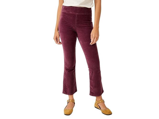 Free People In My Feelings Crop Slim Flare Pants Womens S Purple Velvet QLW787