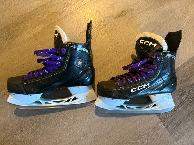 CCM AS-550 Hockey Skates Regular Width 10 (Used)