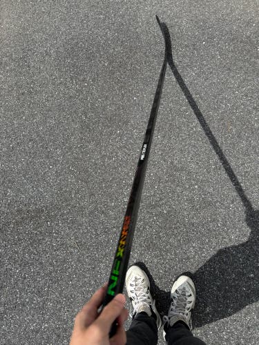 Senior Bauer Nexus Sync Right Handed Hockey Stick P88 (New)