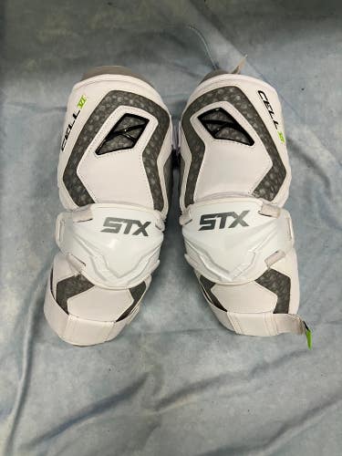 Medium Adult STX Cell VI Arm Pads (Used)