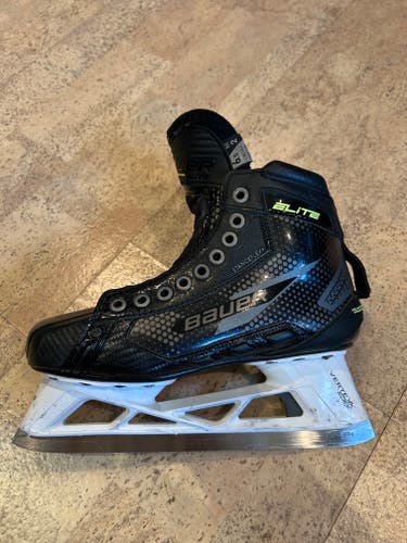 Bauer Elite Hockey Goalie Skates Regular Width 6.5 (Used)