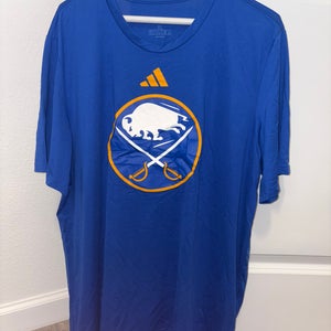 Buffalo Sabres XL Climalite Shirt