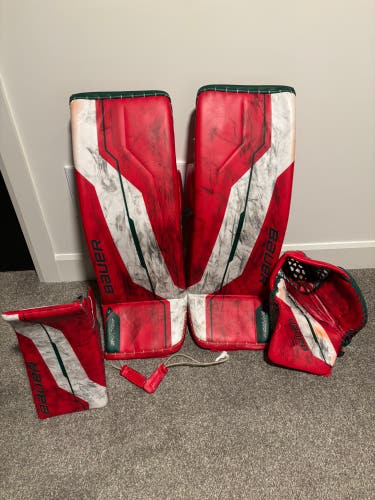 34" Bauer Supreme Shadow Regular Goalie Full Set Pro Stock (Used)