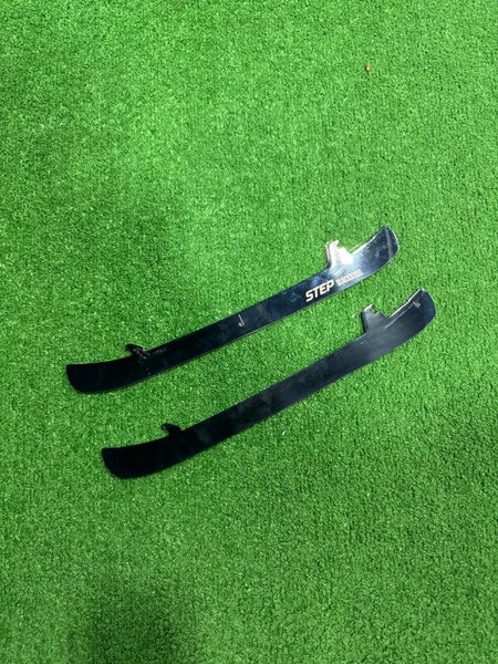 CCM Black Step Steel Holders, Runners, & Replacement Steel Blades 263 mm (New)