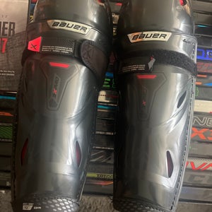 Intermediate Bauer Vapor 3X Pro 13" Shin Pads  (New)