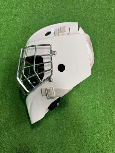 White Senior Small CCM Axis 1.9 Goalie Mask (Used)