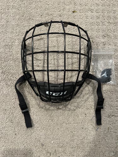 Large CCM FM580 Full Cage (Used)