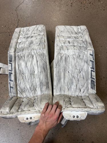 White 32" Senior True Catalyst PX3 Goalie Leg Pads Pro Stock (Used)